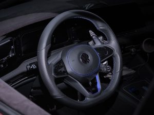 Volkswagen R ARMASPEED Carbon Fiber / Aluminum Alloy Wheel Paddle Shifters - Image 4